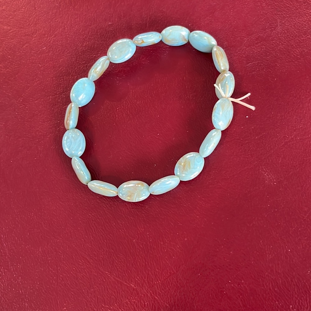 Bracelets - Picture 5 of 5